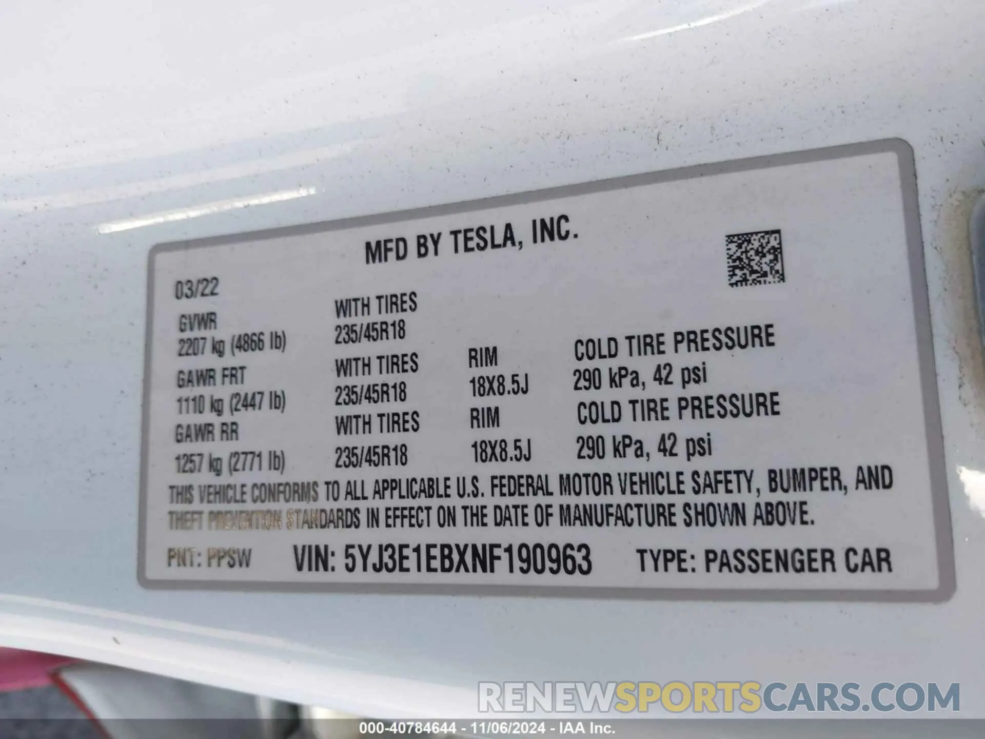 9 Photograph of a damaged car 5YJ3E1EBXNF190963 TESLA MODEL 3 2022