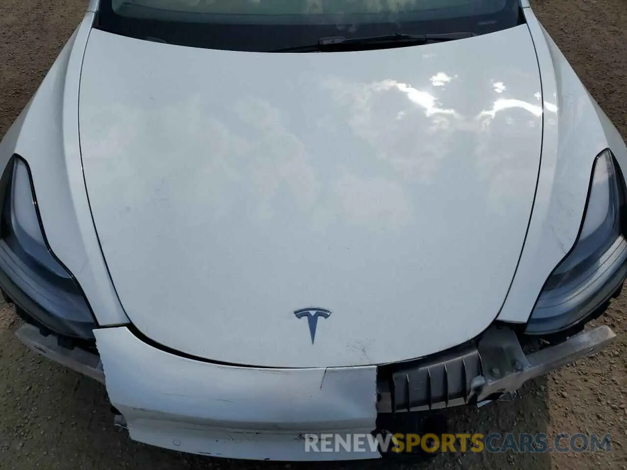 11 Photograph of a damaged car 5YJ3E1EBXNF193443 TESLA MODEL 3 2022