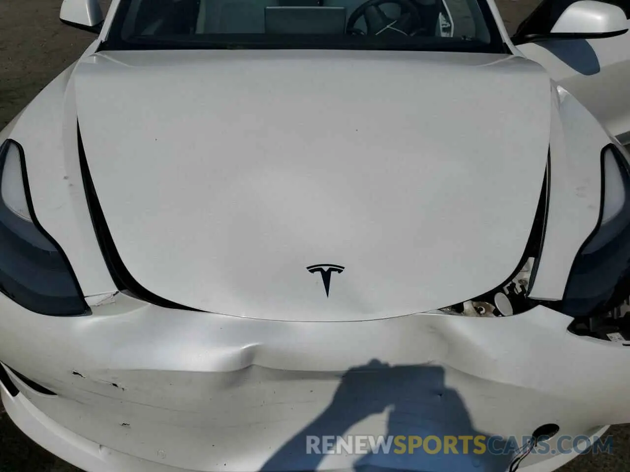 11 Photograph of a damaged car 5YJ3E1EBXNF197346 TESLA MODEL 3 2022