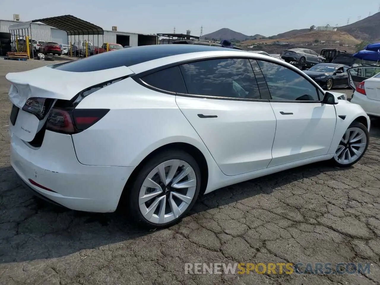 3 Photograph of a damaged car 5YJ3E1EBXNF197346 TESLA MODEL 3 2022