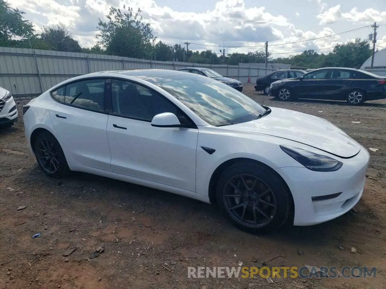 4 Фотография поврежденного автомобиля 5YJ3E1EBXNF207681 TESLA MODEL 3 2022