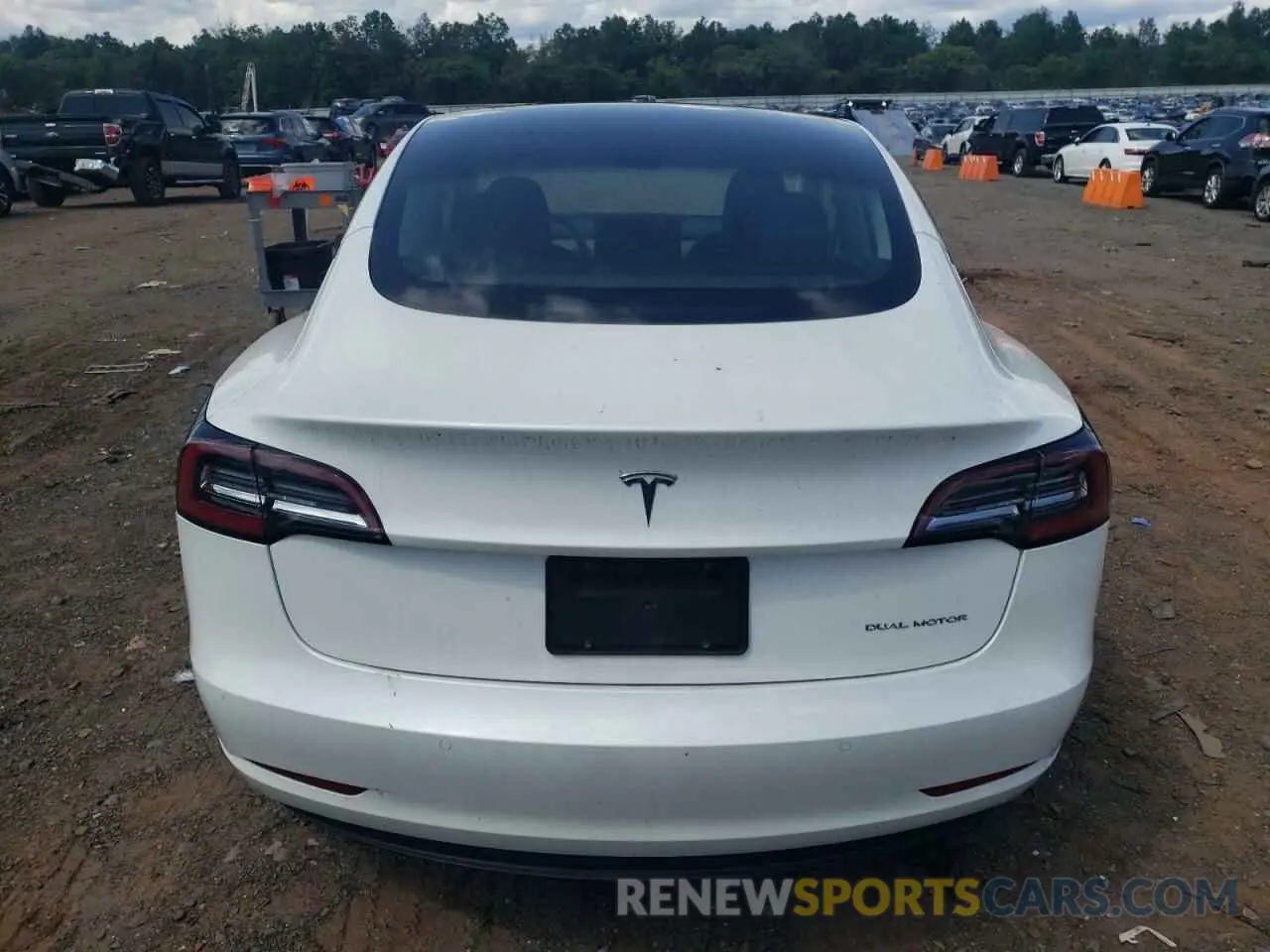 6 Фотография поврежденного автомобиля 5YJ3E1EBXNF207681 TESLA MODEL 3 2022