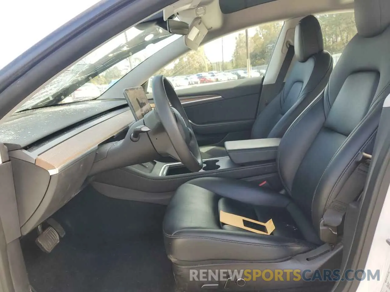 7 Photograph of a damaged car 5YJ3E1EBXNF240860 TESLA MODEL 3 2022