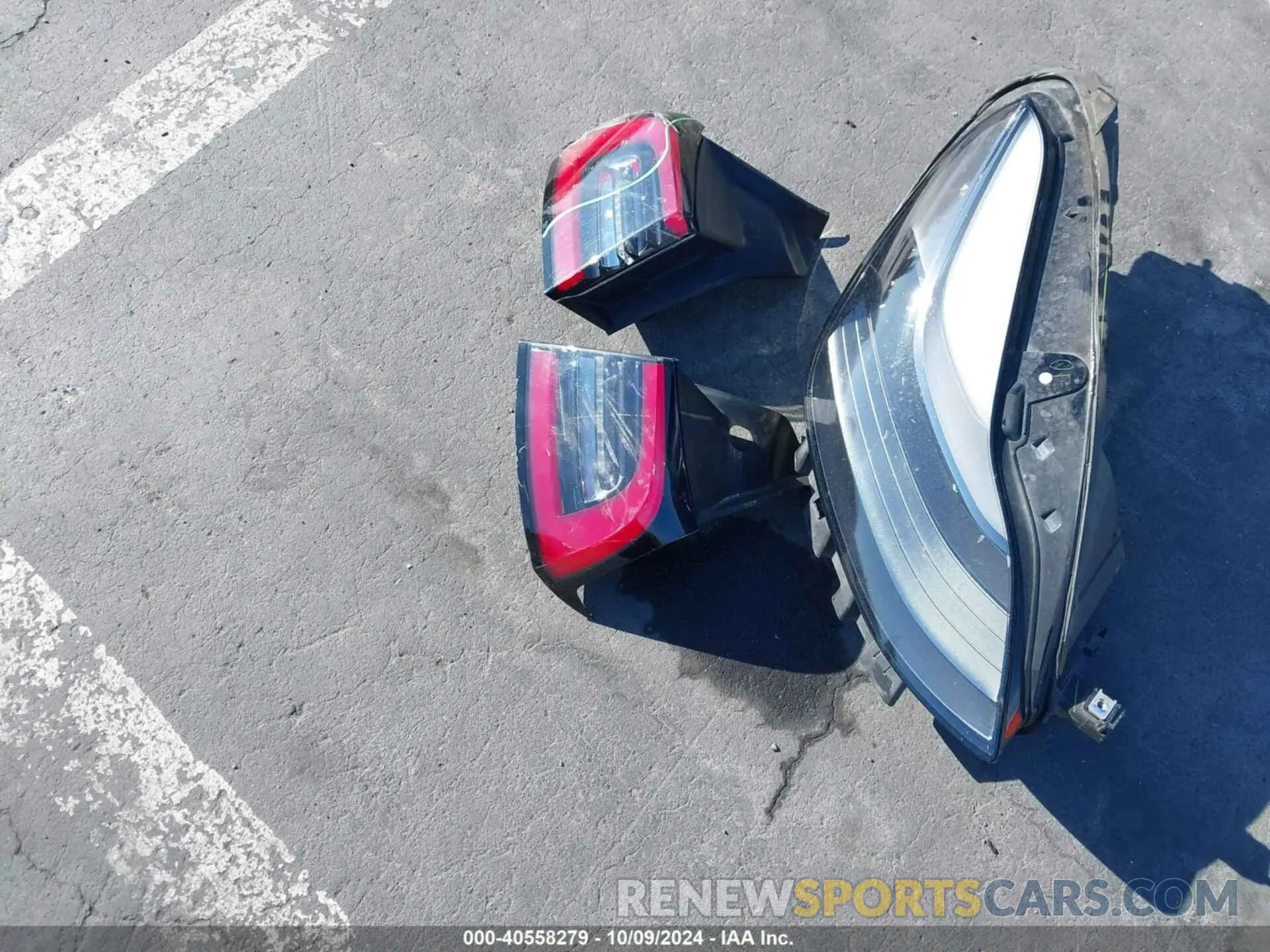 12 Photograph of a damaged car 5YJ3E1EBXNF245864 TESLA MODEL 3 2022