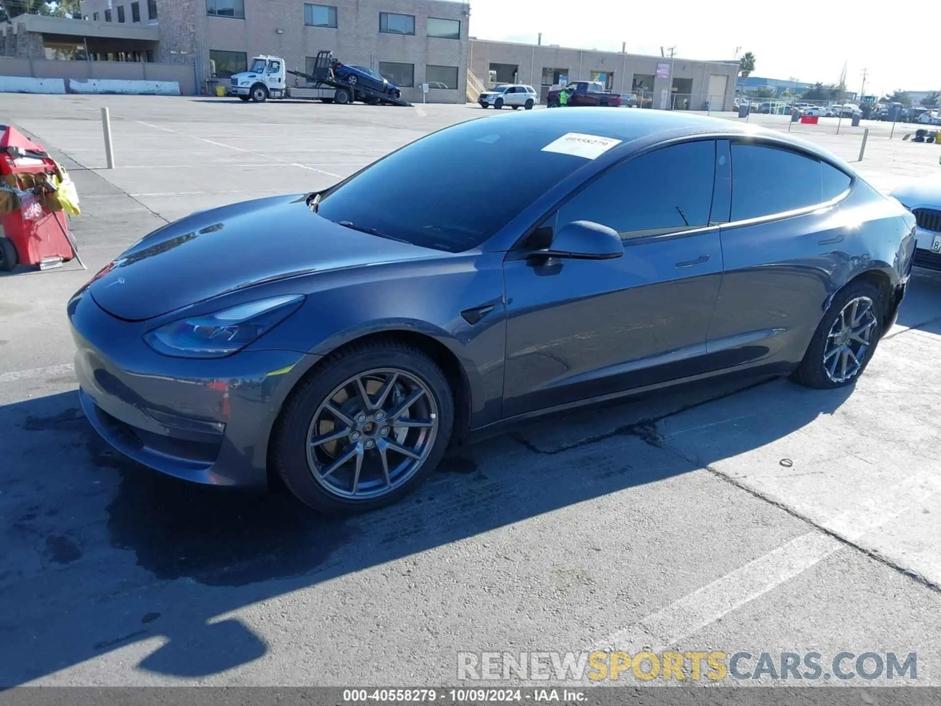 2 Photograph of a damaged car 5YJ3E1EBXNF245864 TESLA MODEL 3 2022
