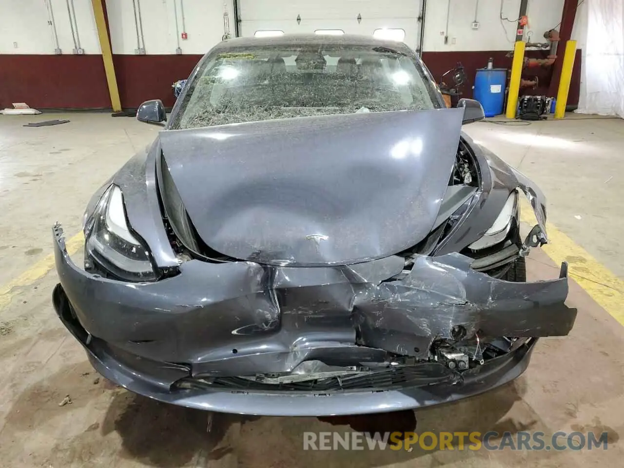 5 Photograph of a damaged car 5YJ3E1EBXNF246271 TESLA MODEL 3 2022