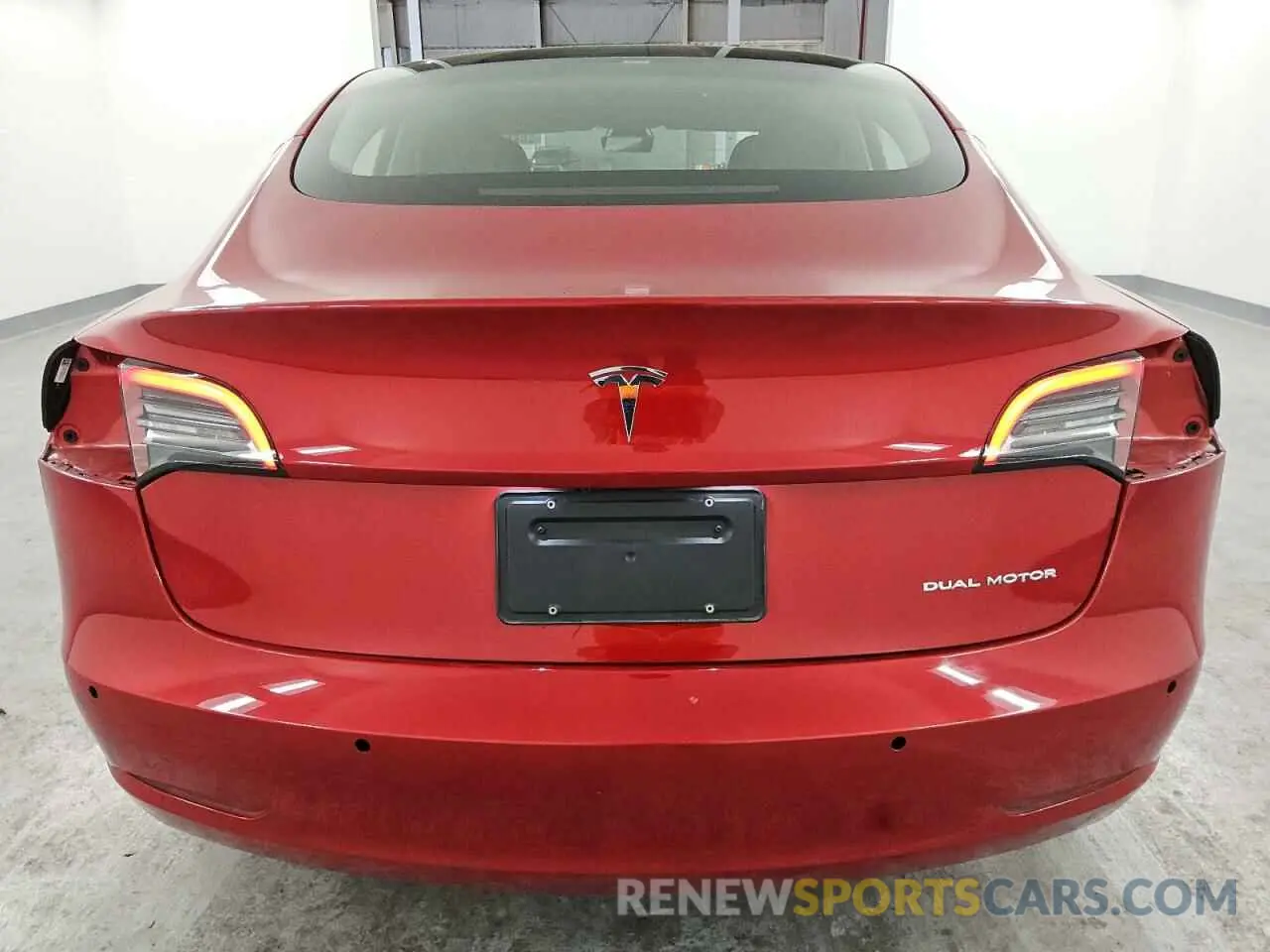 6 Photograph of a damaged car 5YJ3E1EBXNF286379 TESLA MODEL 3 2022