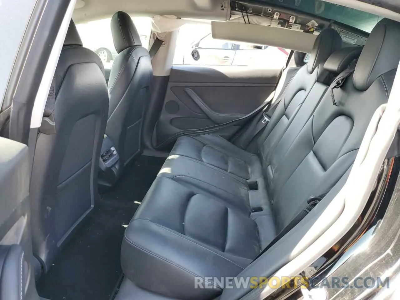 10 Фотография поврежденного автомобиля 5YJ3E1EBXNF295261 TESLA MODEL 3 2022