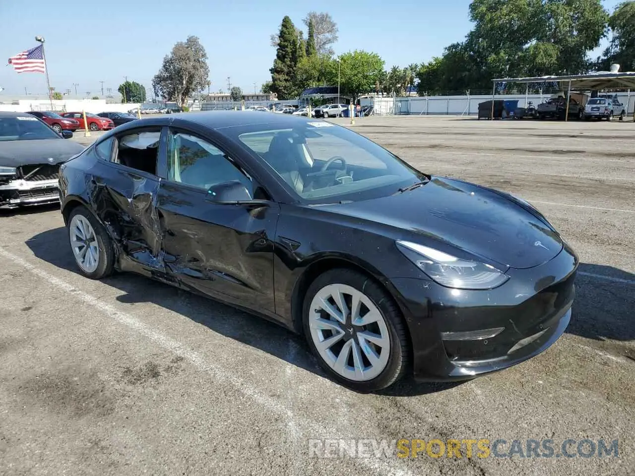 4 Фотография поврежденного автомобиля 5YJ3E1EBXNF295261 TESLA MODEL 3 2022