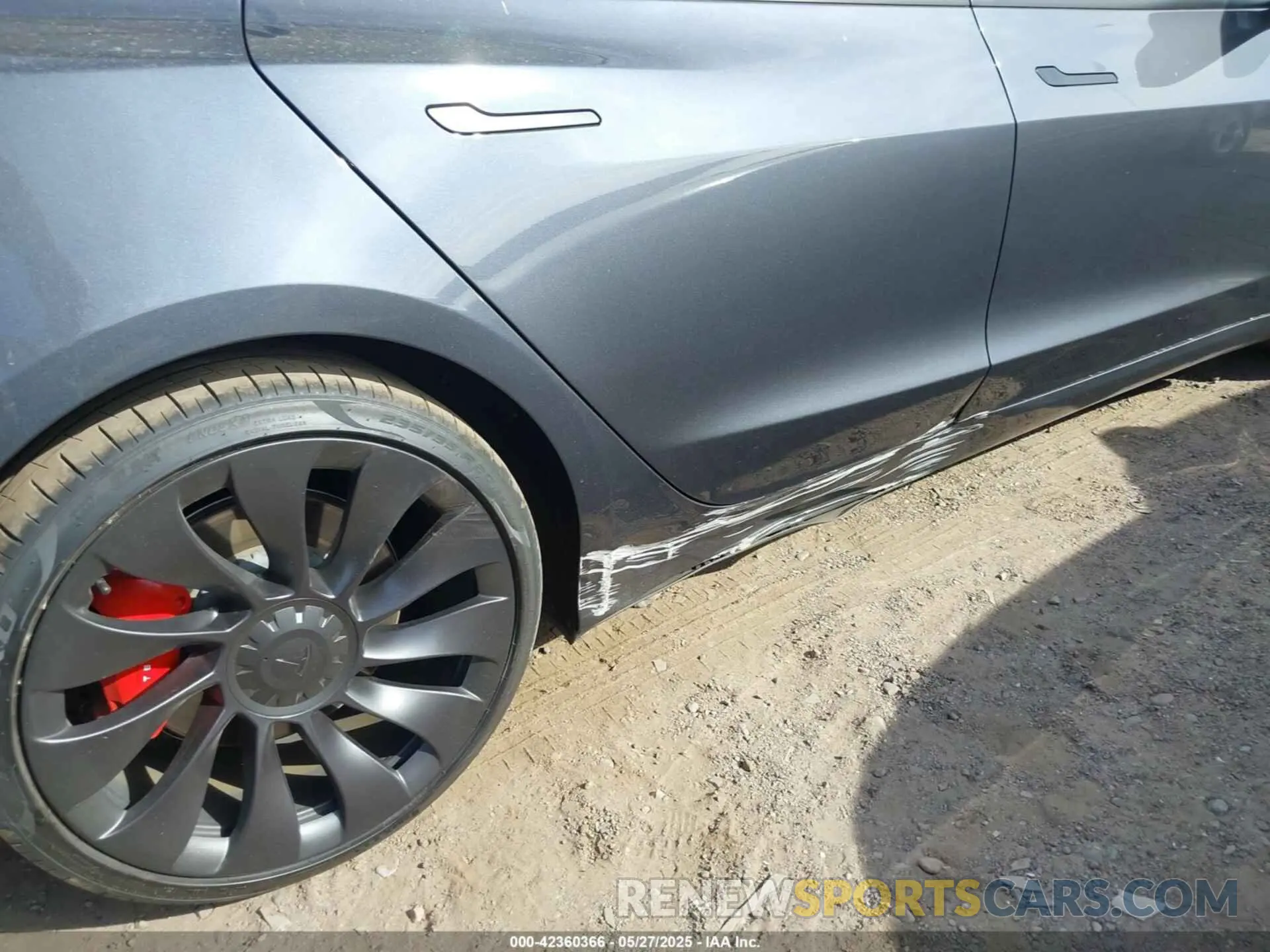 6 Photograph of a damaged car 5YJ3E1EC0NF165739 TESLA MODEL 3 2022