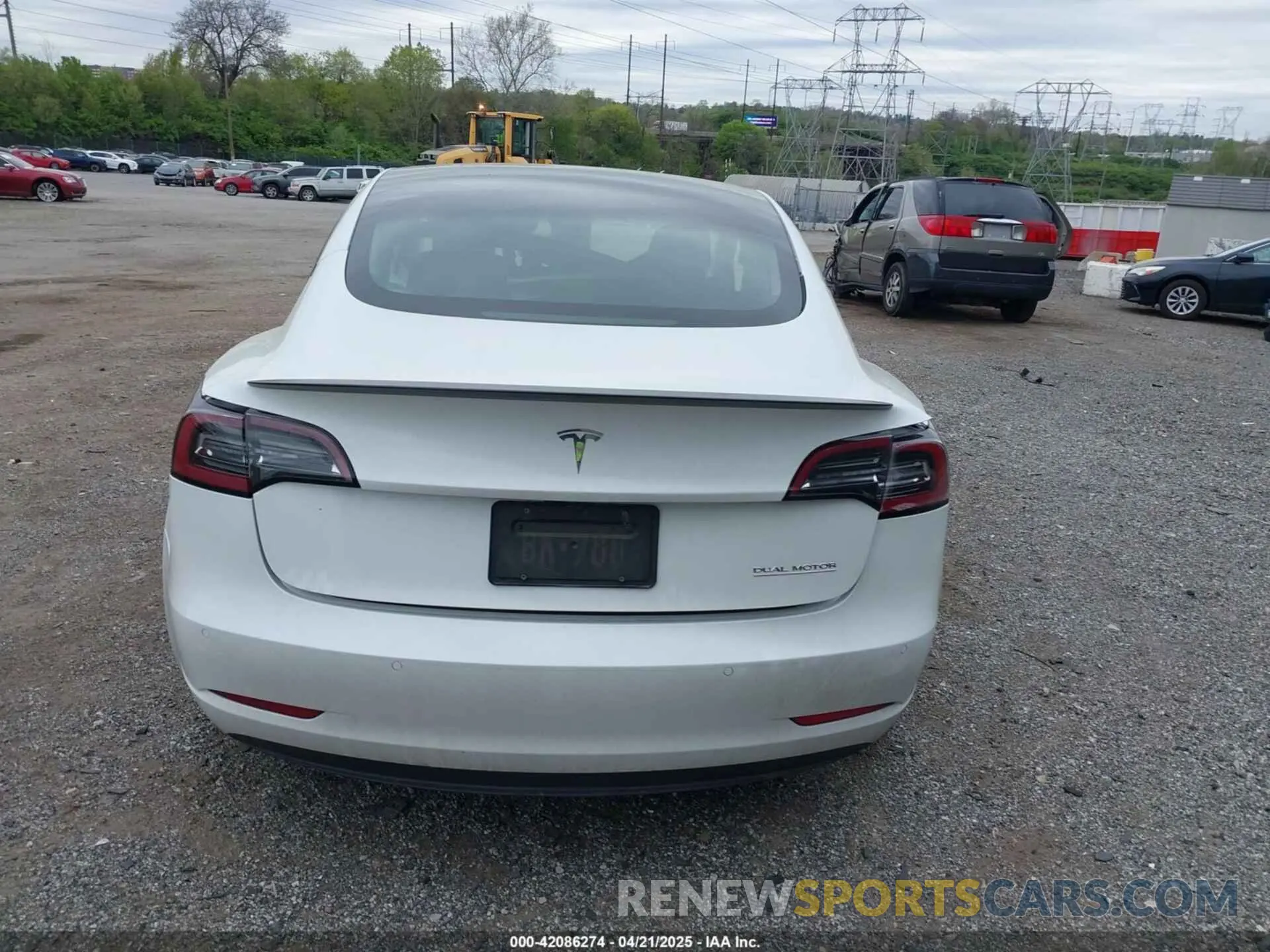 17 Фотография поврежденного автомобиля 5YJ3E1EC0NF263945 TESLA MODEL 3 2022