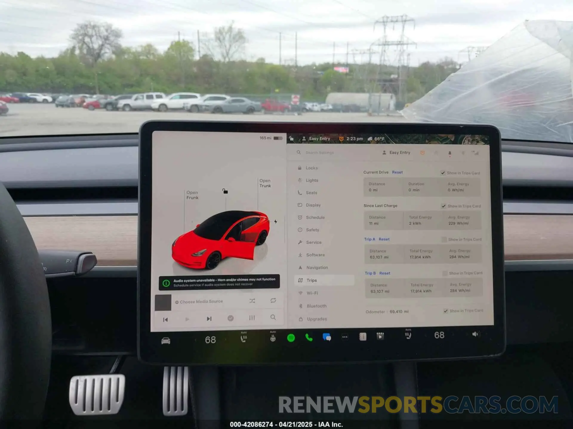 19 Фотография поврежденного автомобиля 5YJ3E1EC0NF263945 TESLA MODEL 3 2022