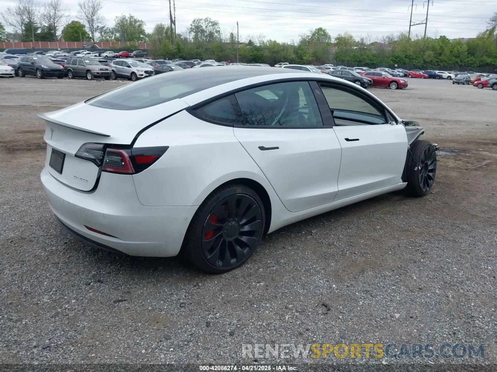 4 Фотография поврежденного автомобиля 5YJ3E1EC0NF263945 TESLA MODEL 3 2022