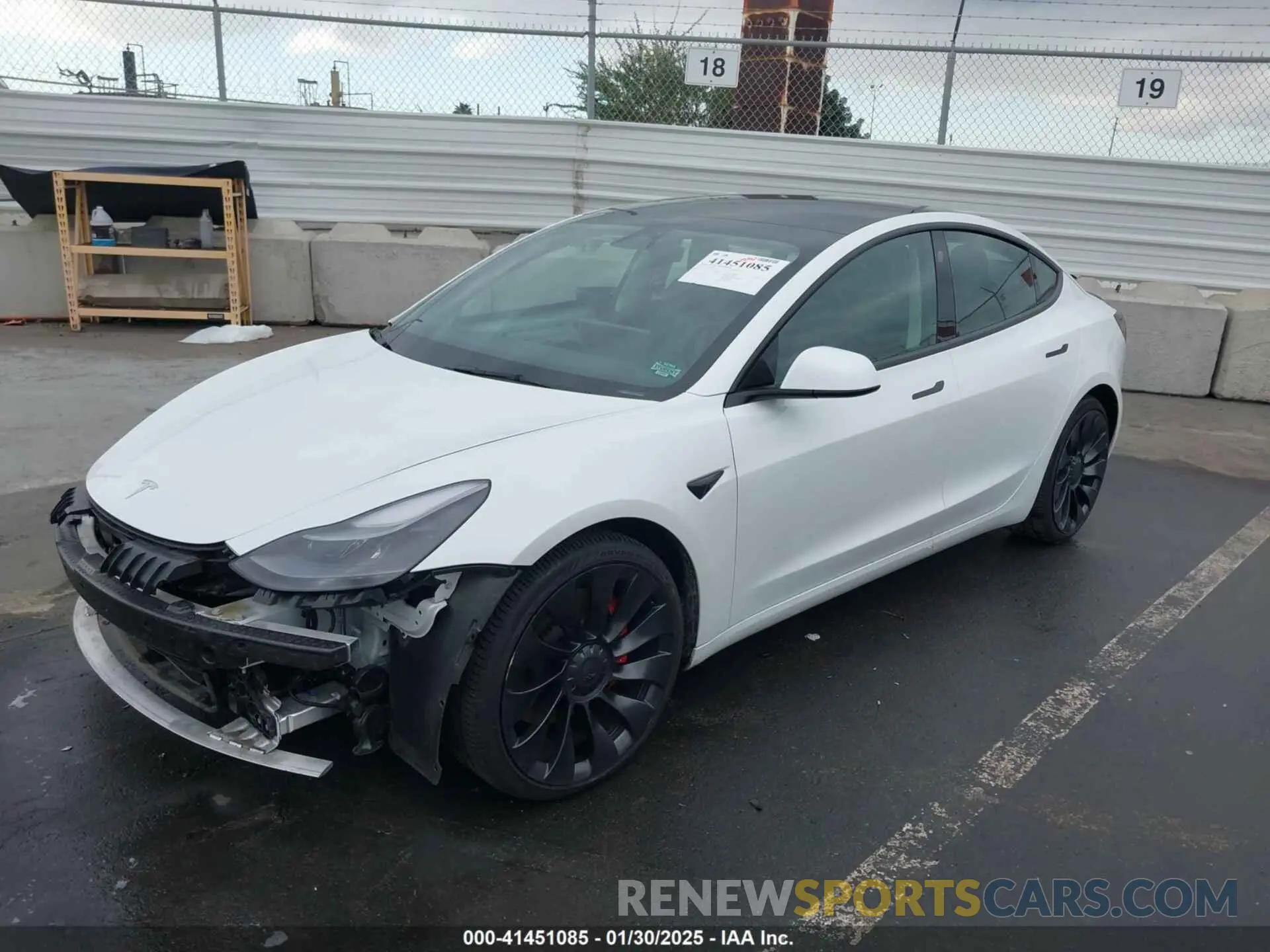 2 Photograph of a damaged car 5YJ3E1EC0NF293544 TESLA MODEL 3 2022