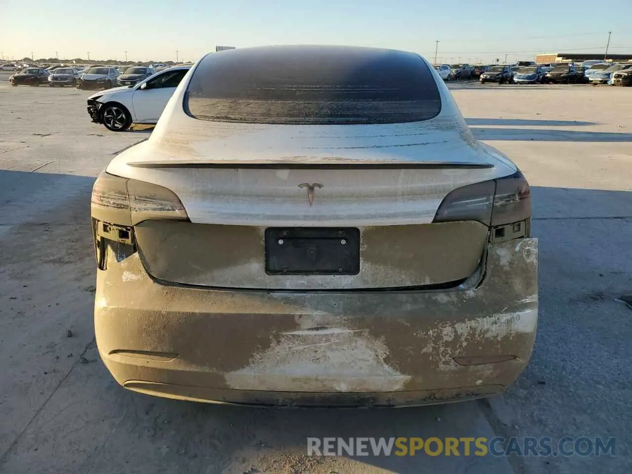 6 Photograph of a damaged car 5YJ3E1EC0NF315347 TESLA MODEL 3 2022