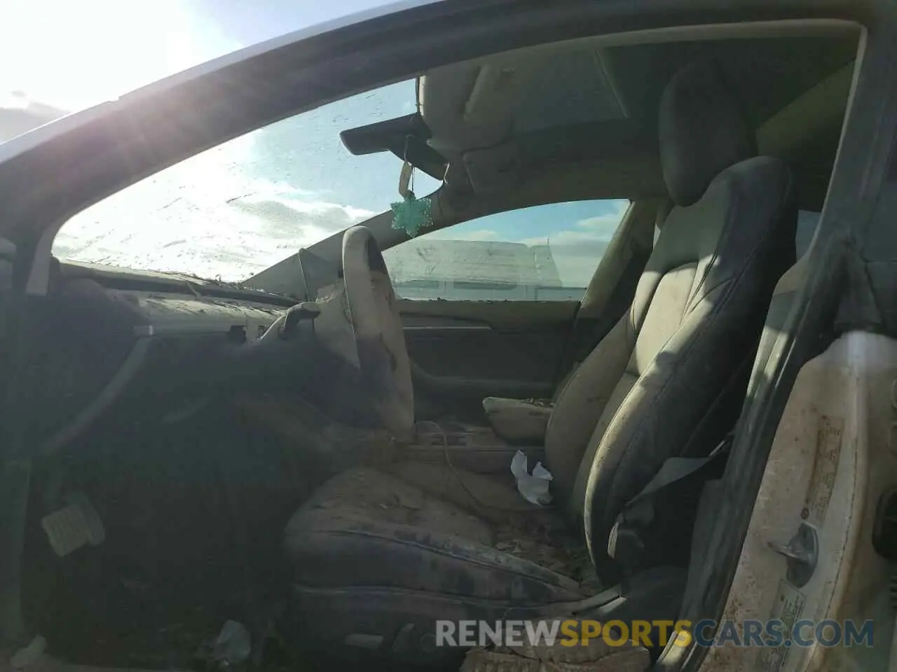 7 Photograph of a damaged car 5YJ3E1EC0NF315347 TESLA MODEL 3 2022
