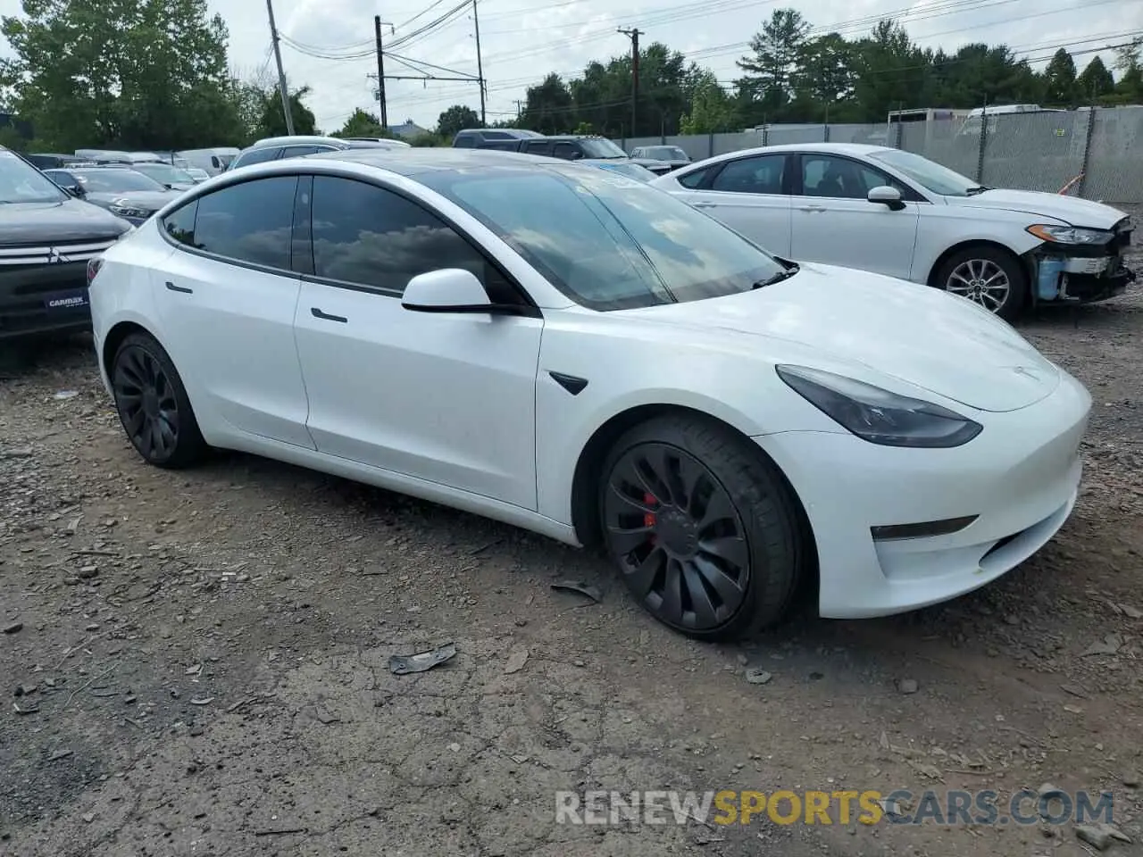 4 Фотография поврежденного автомобиля 5YJ3E1EC1NF104528 TESLA MODEL 3 2022