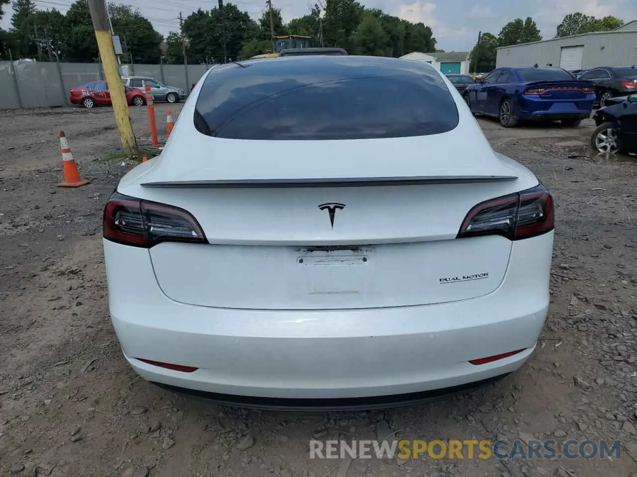 6 Фотография поврежденного автомобиля 5YJ3E1EC1NF104528 TESLA MODEL 3 2022