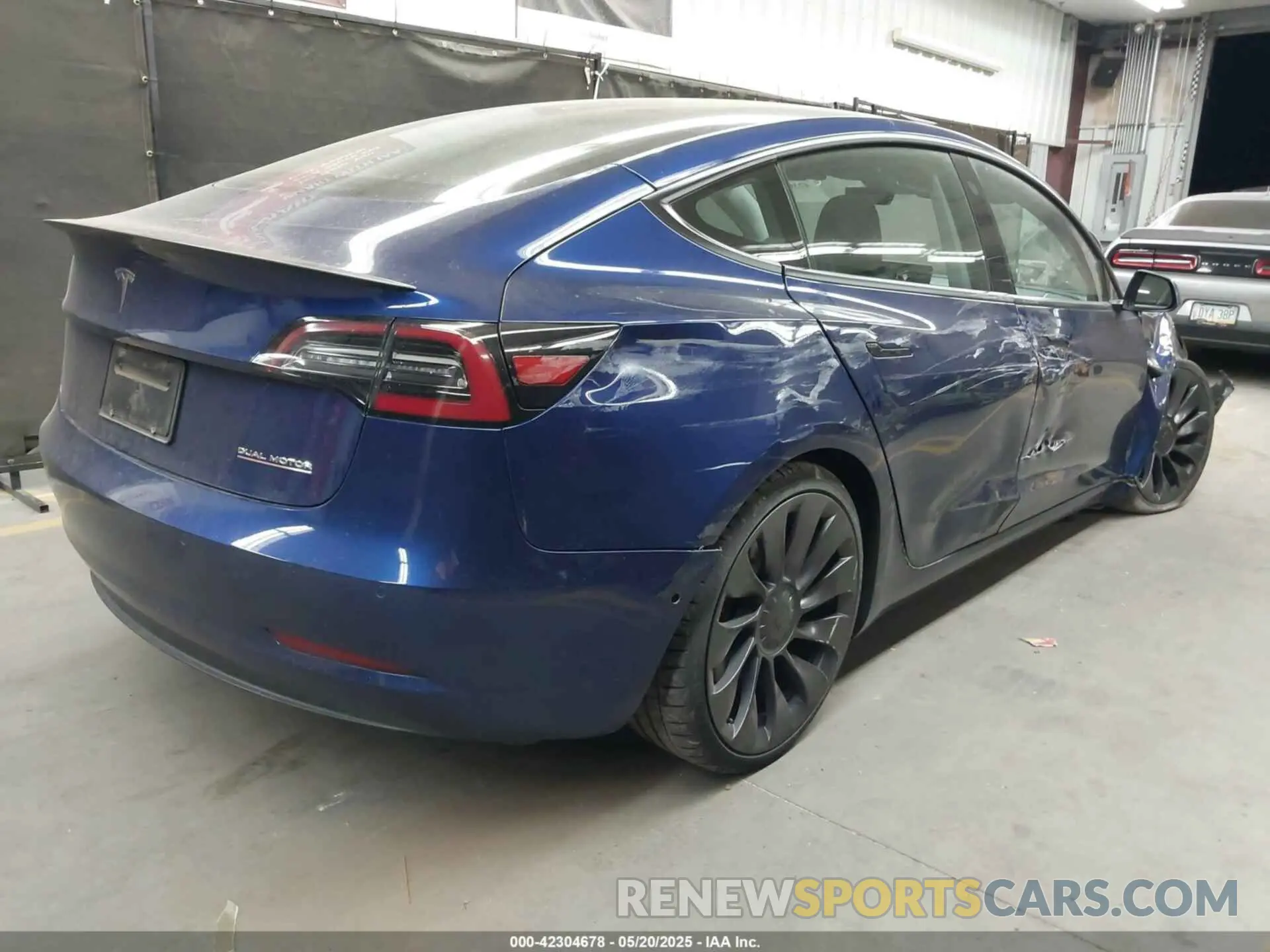 4 Фотография поврежденного автомобиля 5YJ3E1EC1NF104786 TESLA MODEL 3 2022