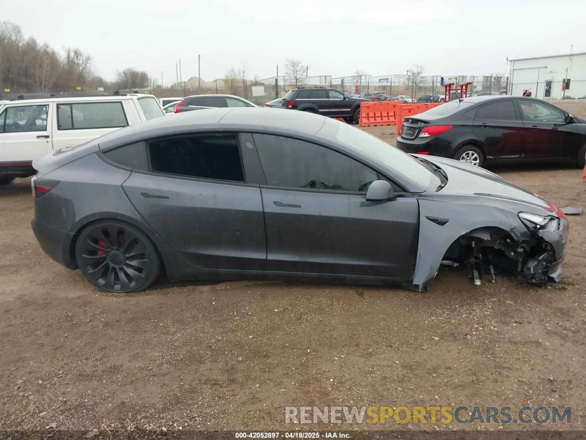 13 Фотография поврежденного автомобиля 5YJ3E1EC1NF330567 TESLA MODEL 3 2022