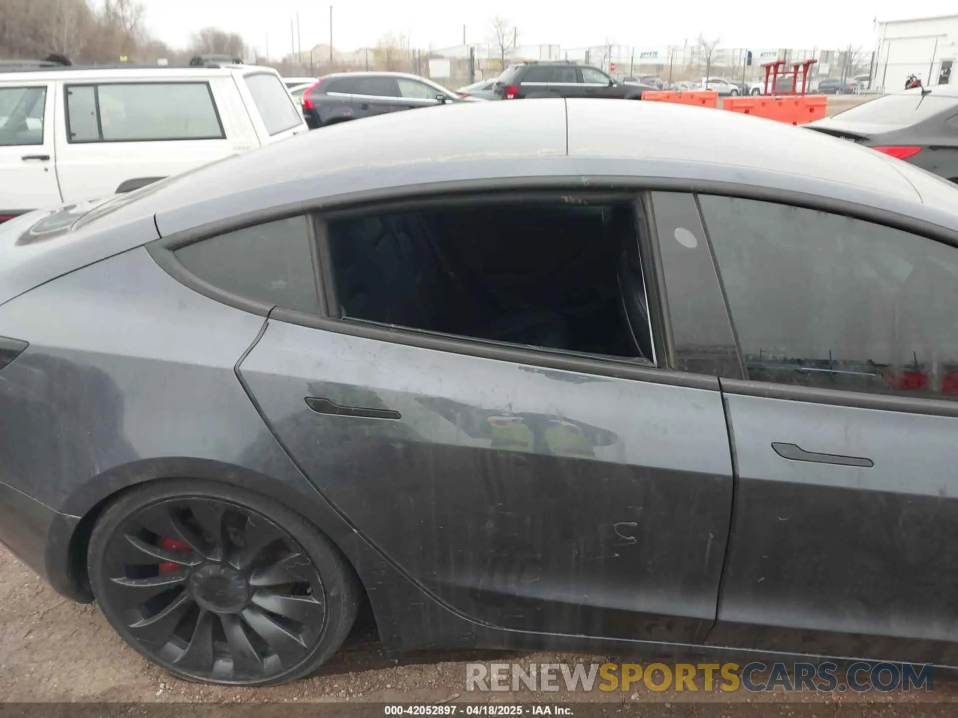 21 Фотография поврежденного автомобиля 5YJ3E1EC1NF330567 TESLA MODEL 3 2022