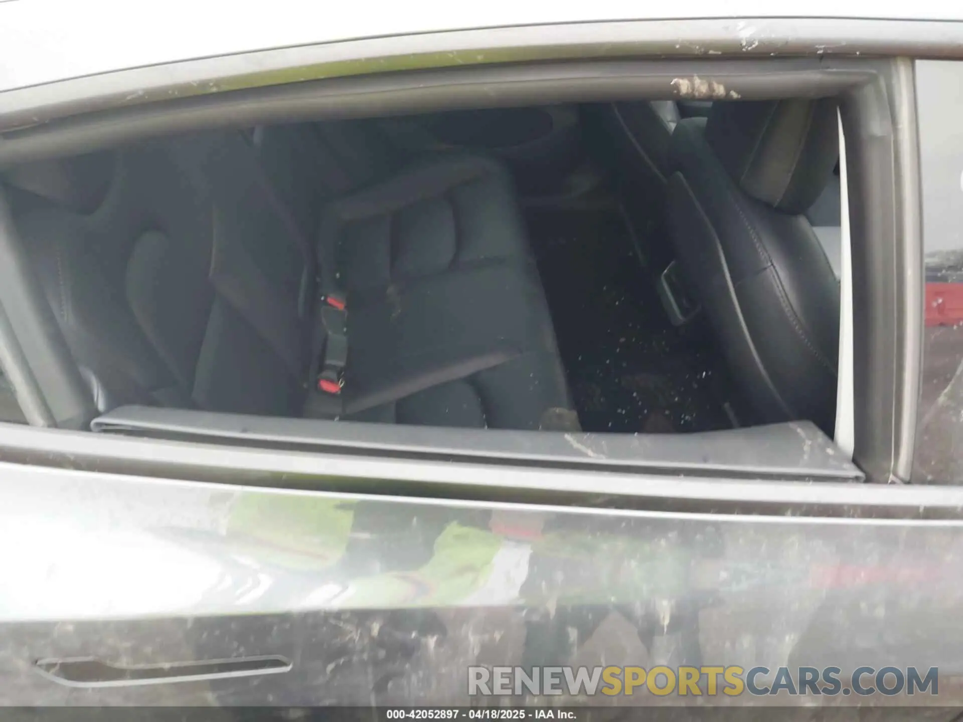 8 Фотография поврежденного автомобиля 5YJ3E1EC1NF330567 TESLA MODEL 3 2022