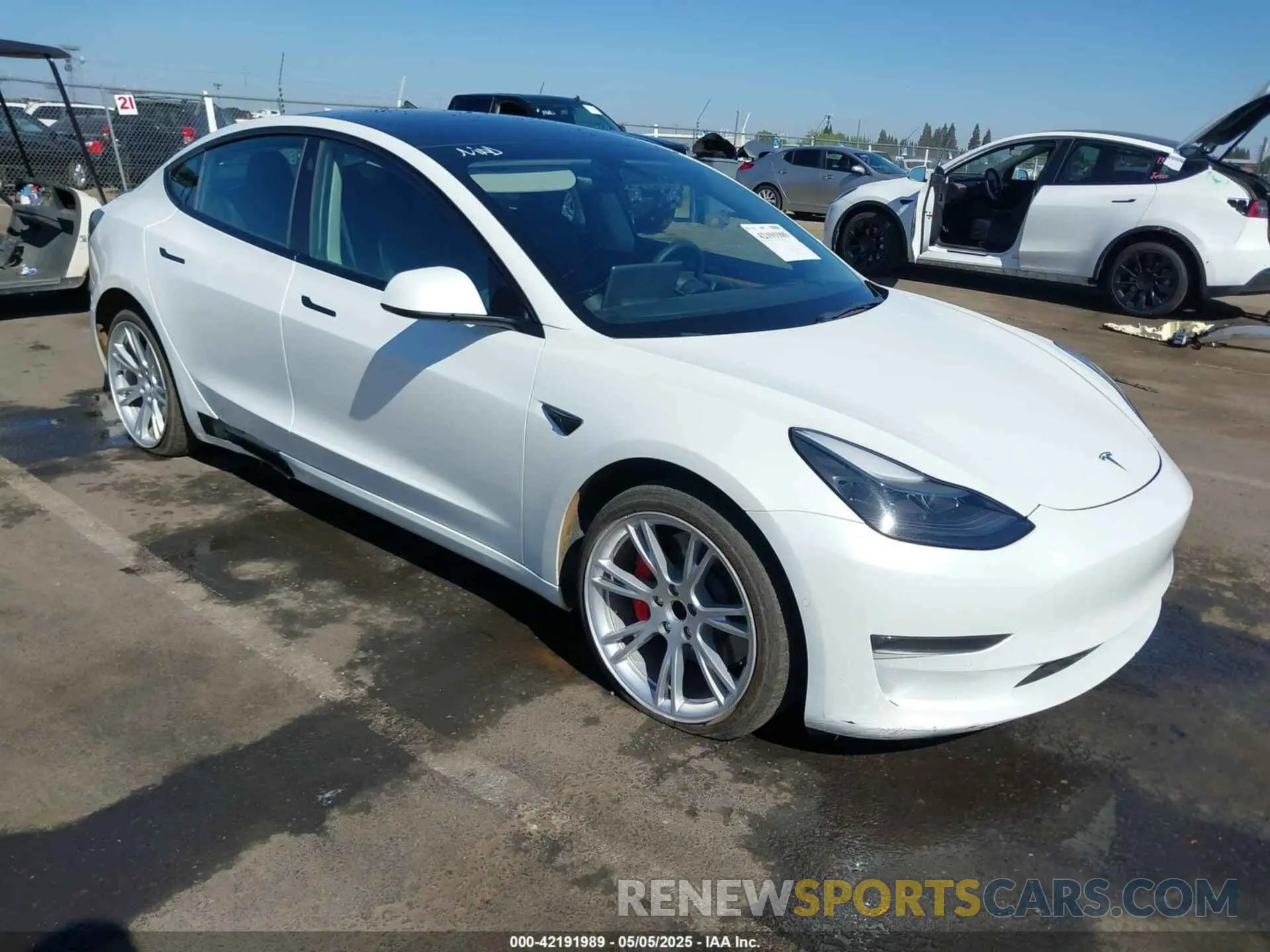 1 Photograph of a damaged car 5YJ3E1EC2NF270198 TESLA MODEL 3 2022