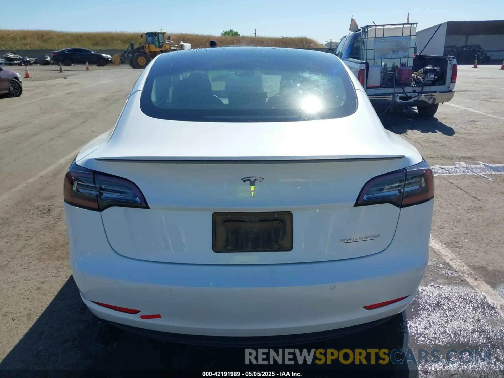 16 Photograph of a damaged car 5YJ3E1EC2NF270198 TESLA MODEL 3 2022
