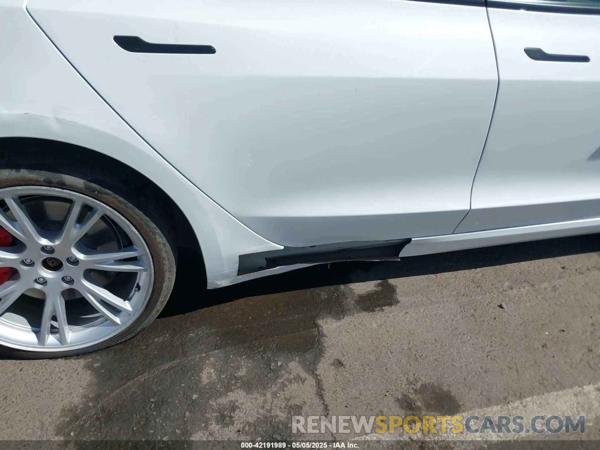 6 Photograph of a damaged car 5YJ3E1EC2NF270198 TESLA MODEL 3 2022