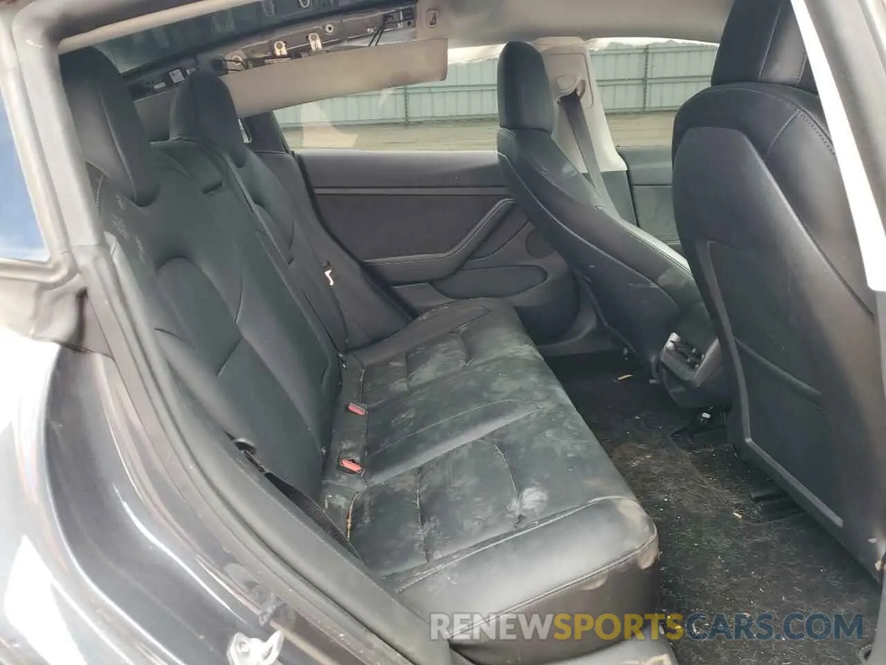 10 Фотография поврежденного автомобиля 5YJ3E1EC2NF357843 TESLA MODEL 3 2022