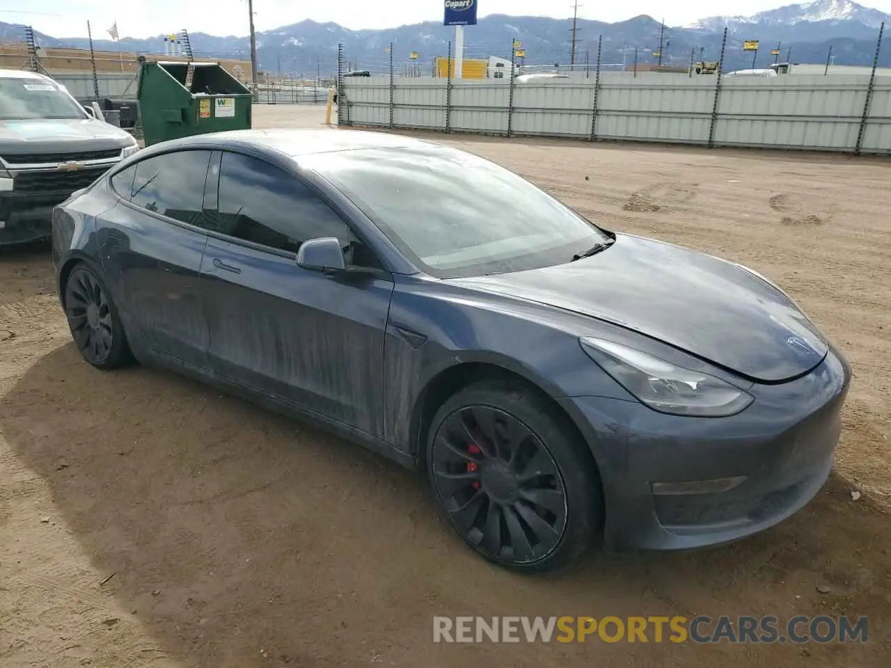 4 Фотография поврежденного автомобиля 5YJ3E1EC2NF357843 TESLA MODEL 3 2022