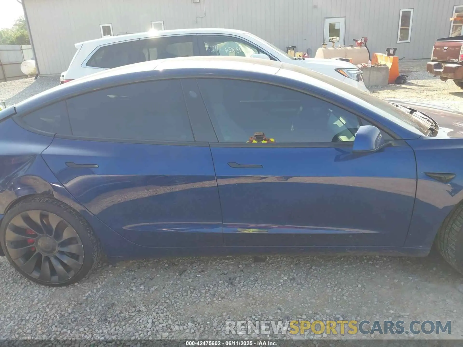 14 Photograph of a damaged car 5YJ3E1EC3NF118592 TESLA MODEL 3 2022