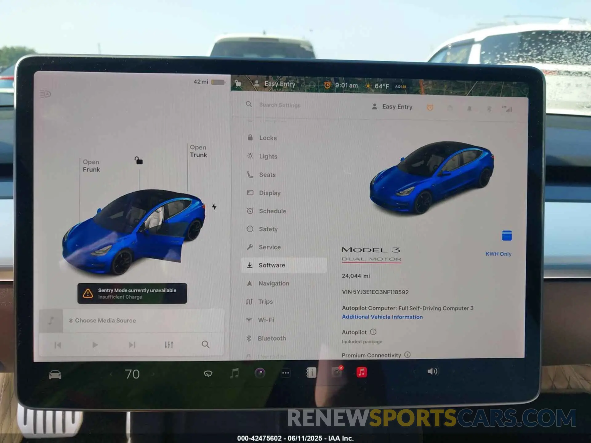 18 Photograph of a damaged car 5YJ3E1EC3NF118592 TESLA MODEL 3 2022