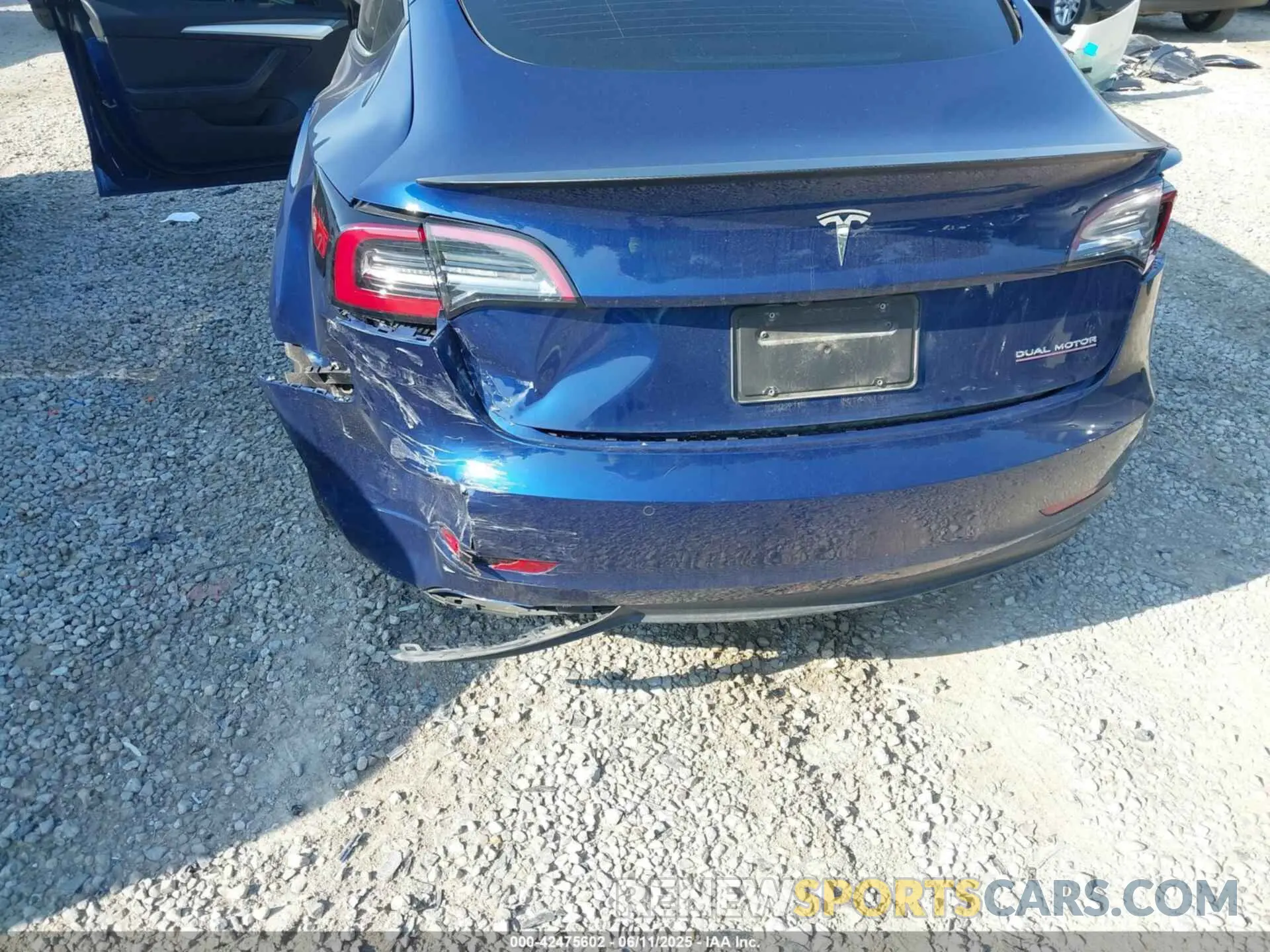 20 Photograph of a damaged car 5YJ3E1EC3NF118592 TESLA MODEL 3 2022