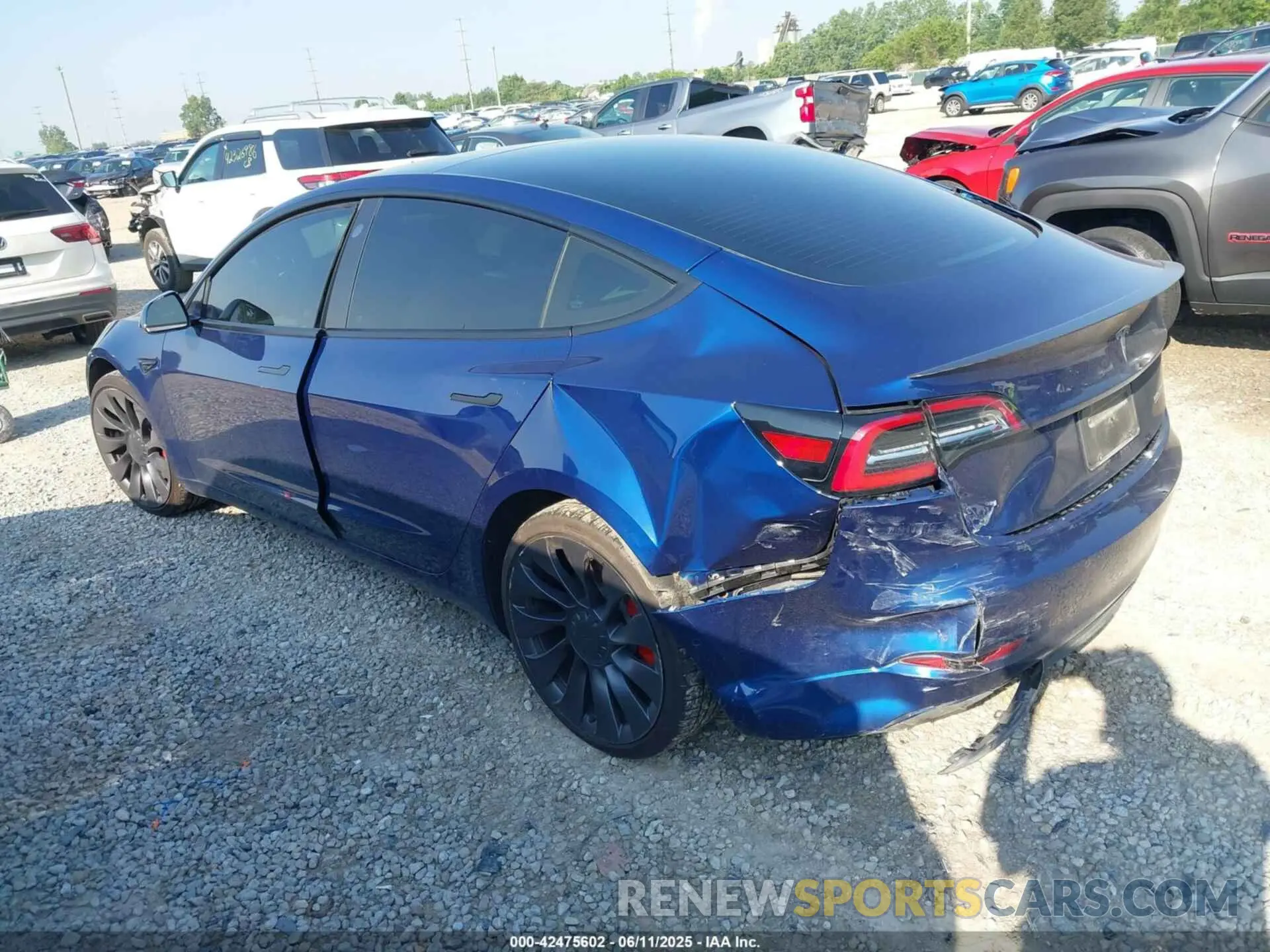 3 Photograph of a damaged car 5YJ3E1EC3NF118592 TESLA MODEL 3 2022