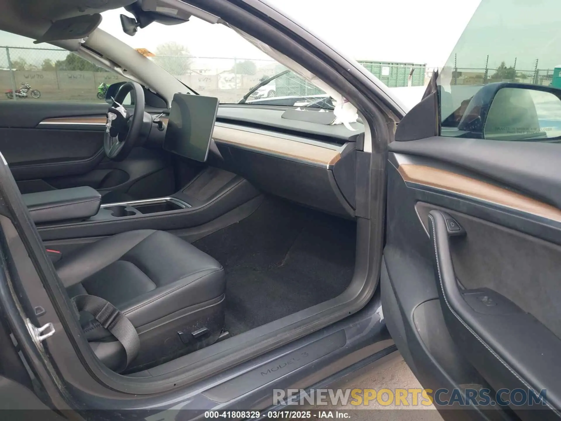 5 Photograph of a damaged car 5YJ3E1EC3NF296891 TESLA MODEL 3 2022