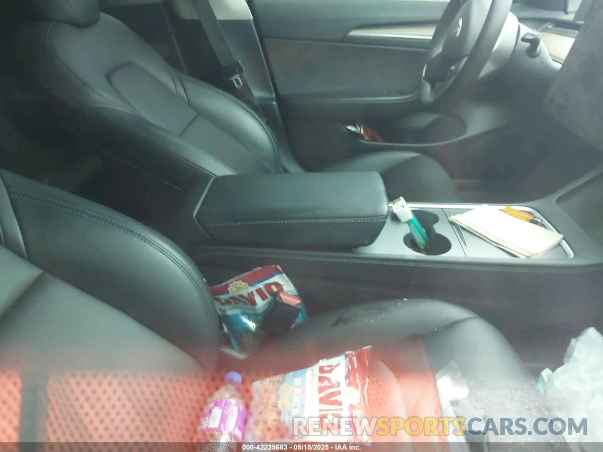 5 Photograph of a damaged car 5YJ3E1EC4NF125289 TESLA MODEL 3 2022