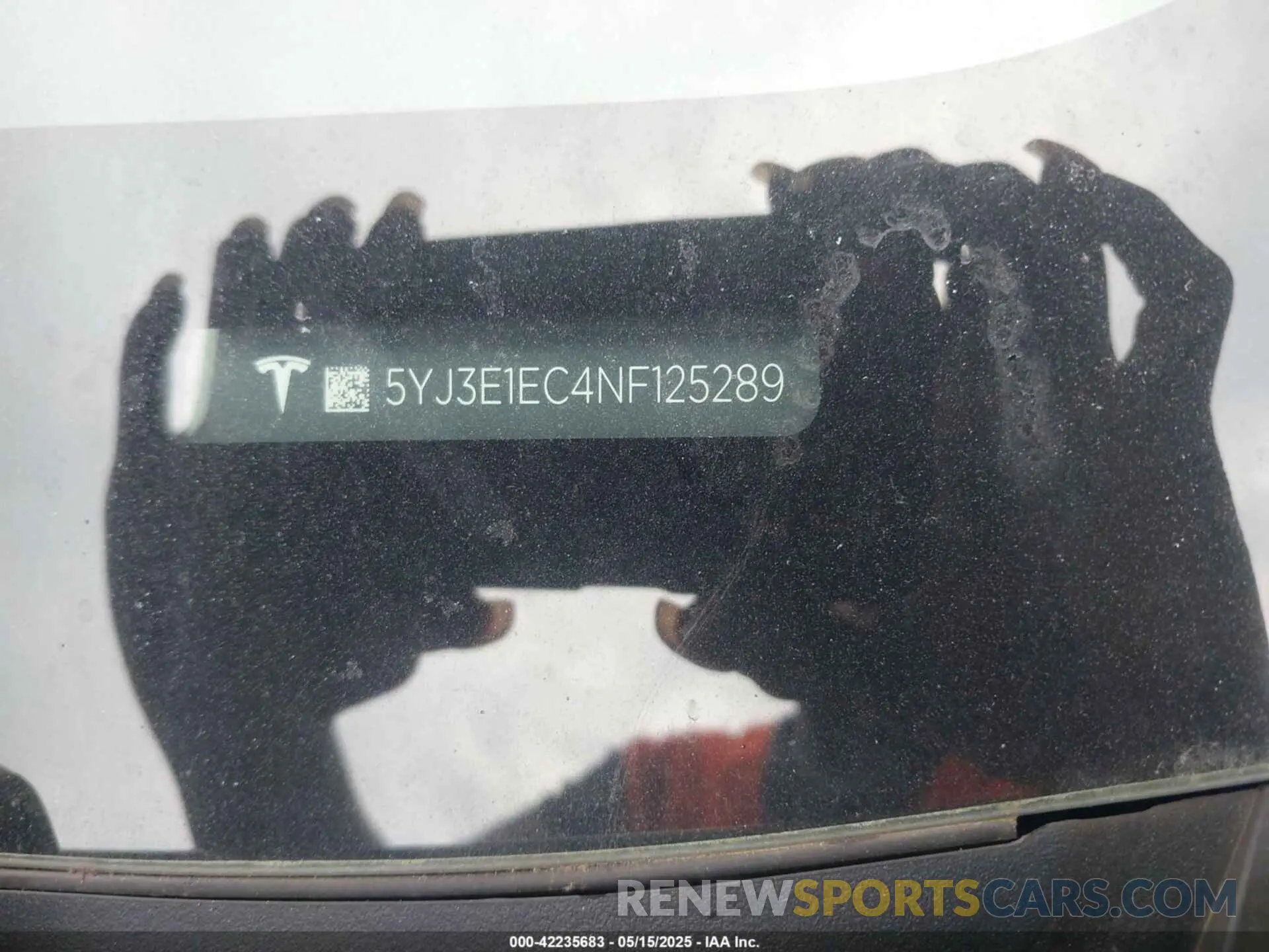 9 Photograph of a damaged car 5YJ3E1EC4NF125289 TESLA MODEL 3 2022