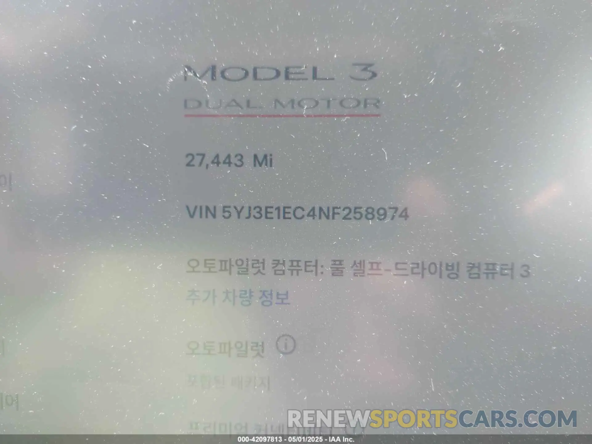 12 Photograph of a damaged car 5YJ3E1EC4NF258974 TESLA MODEL 3 2022
