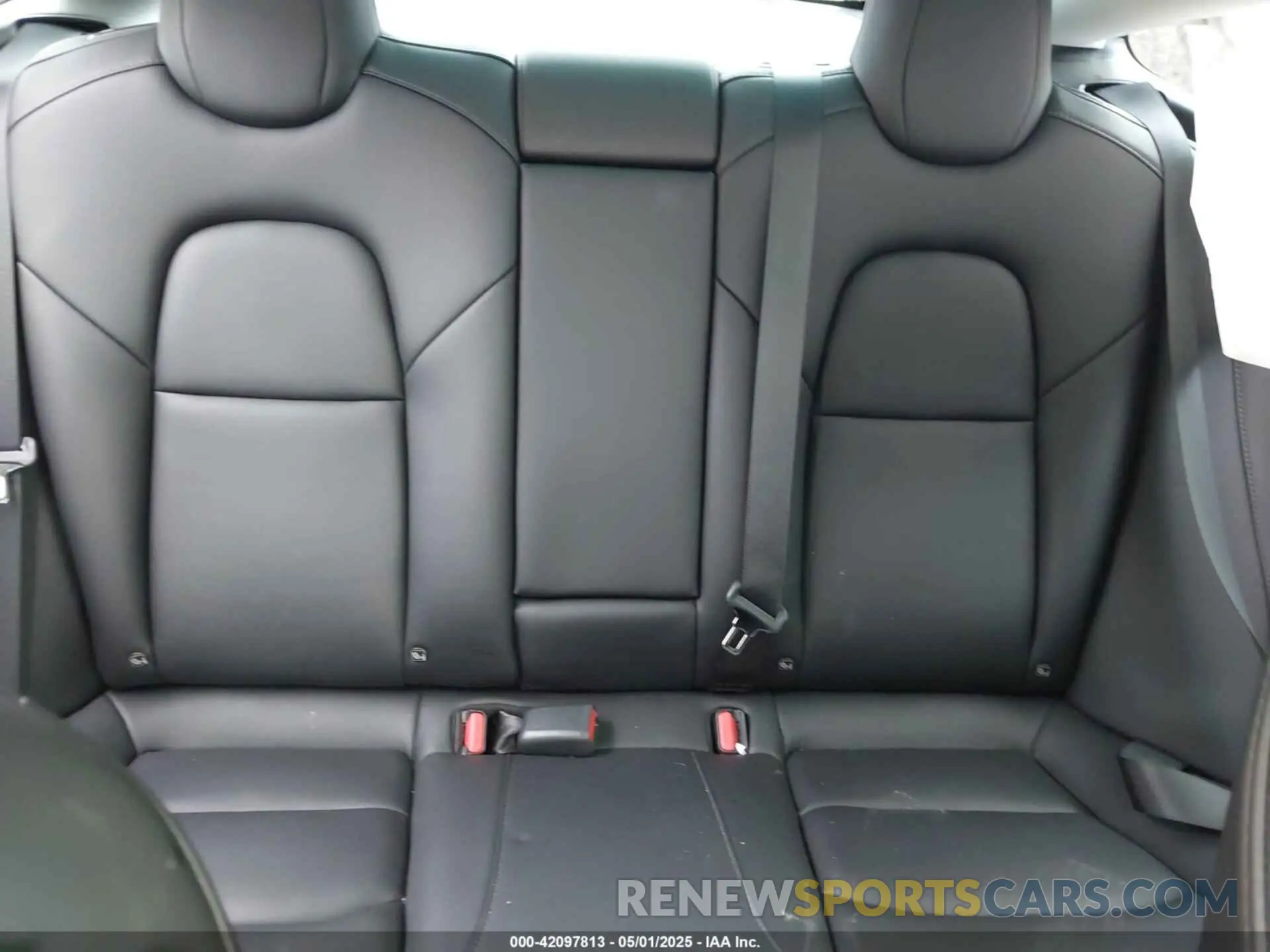 7 Photograph of a damaged car 5YJ3E1EC4NF258974 TESLA MODEL 3 2022