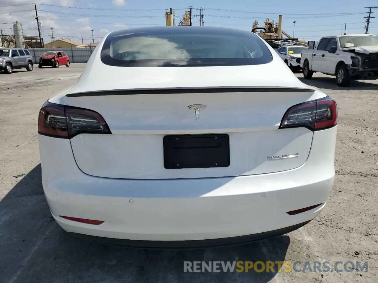 6 Photograph of a damaged car 5YJ3E1EC4NF320941 TESLA MODEL 3 2022