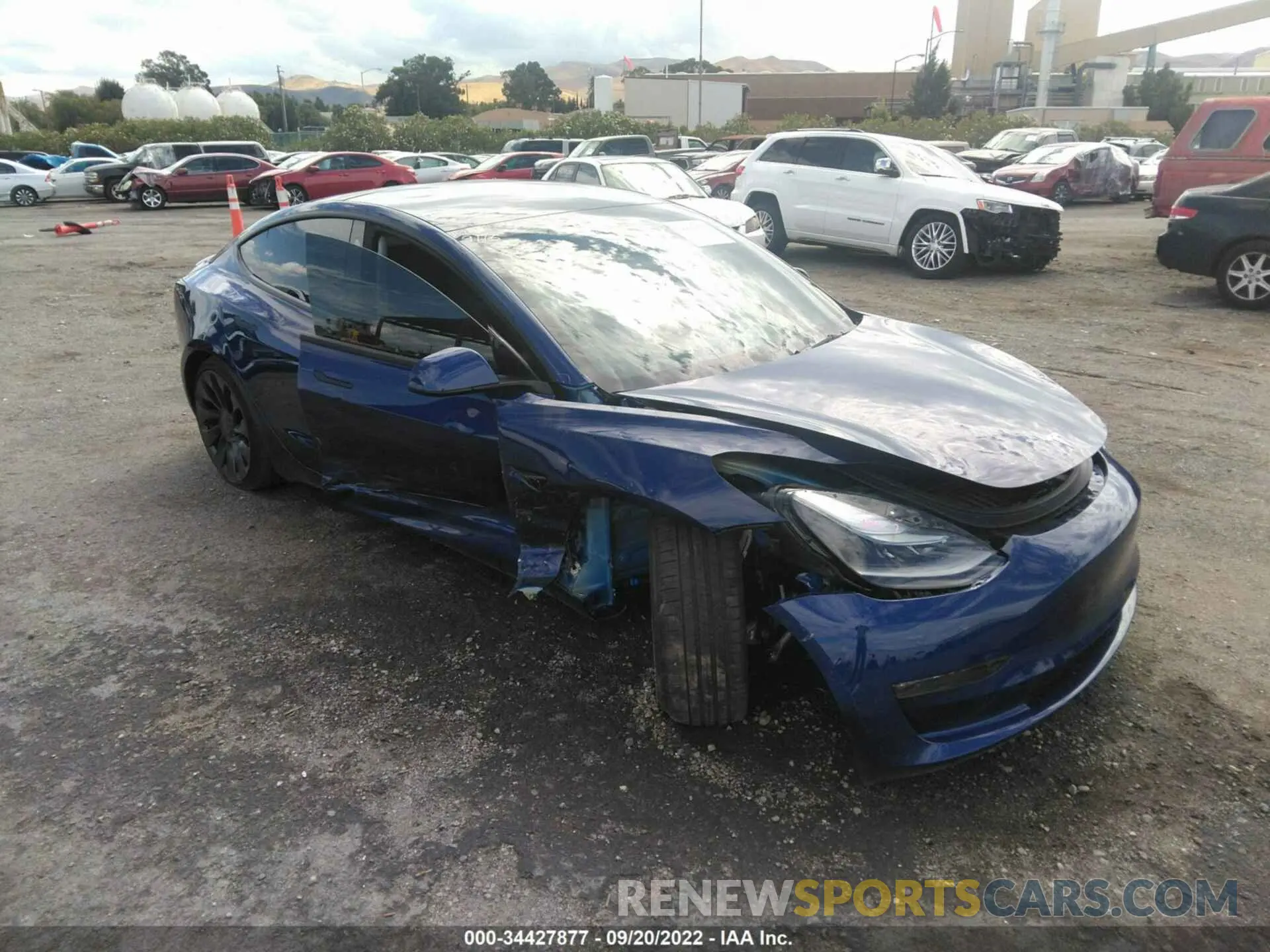 1 Фотография поврежденного автомобиля 5YJ3E1EC5NF267294 TESLA MODEL 3 2022