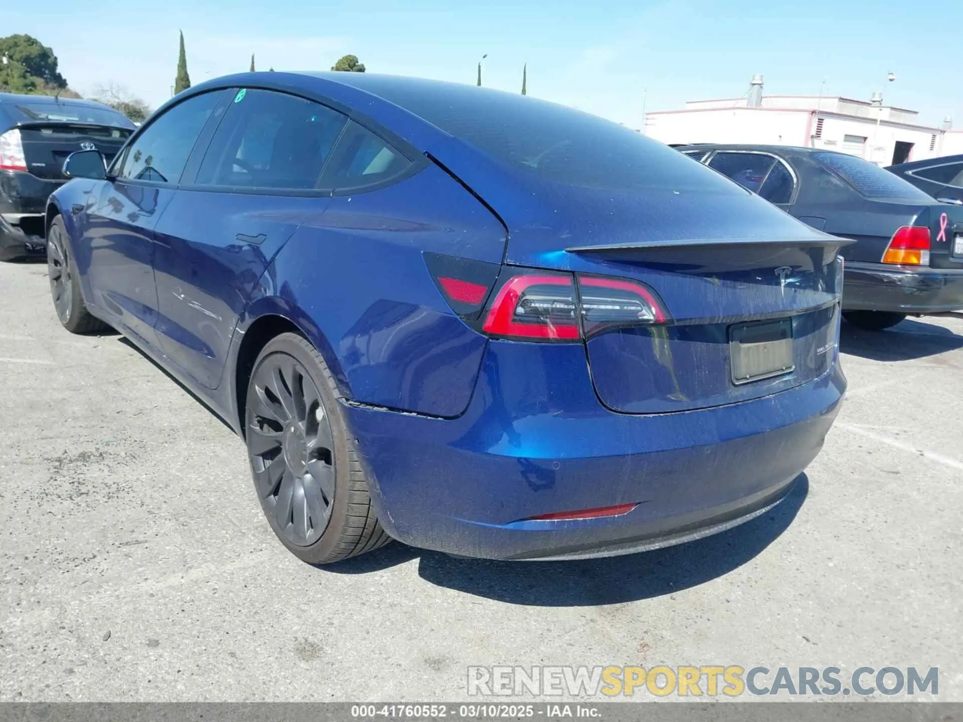 3 Photograph of a damaged car 5YJ3E1EC5NF315764 TESLA MODEL 3 2022