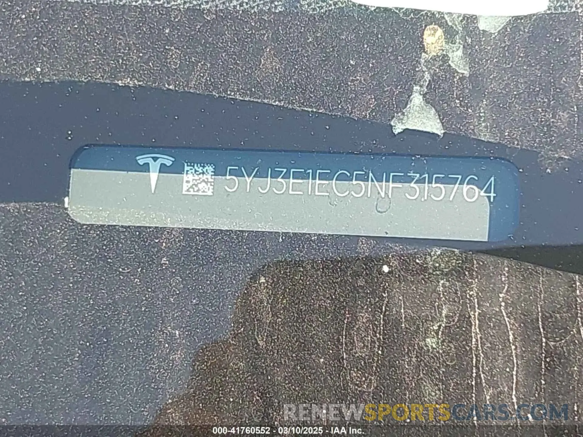 9 Photograph of a damaged car 5YJ3E1EC5NF315764 TESLA MODEL 3 2022