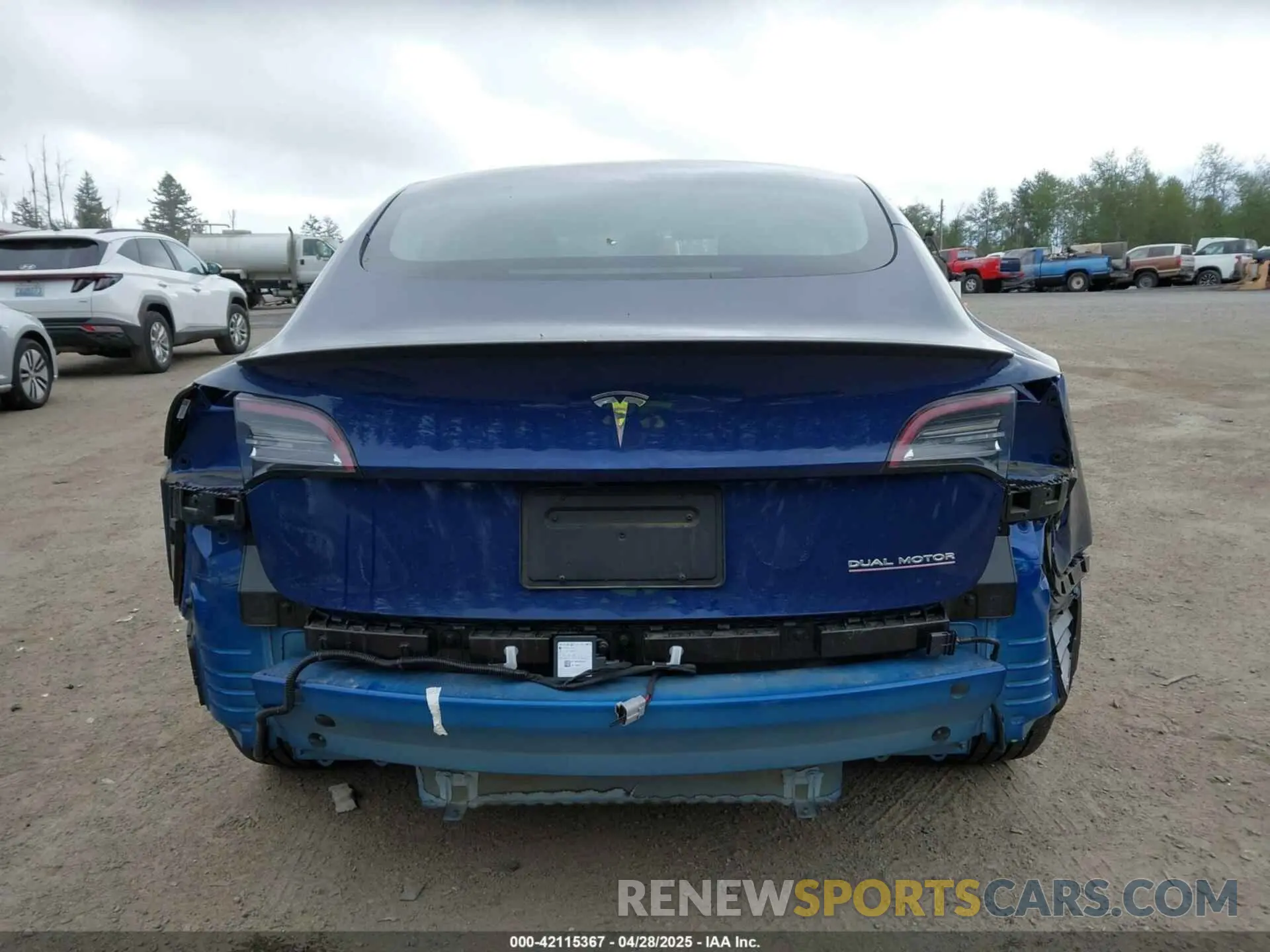 17 Фотография поврежденного автомобиля 5YJ3E1EC5NF356461 TESLA MODEL 3 2022