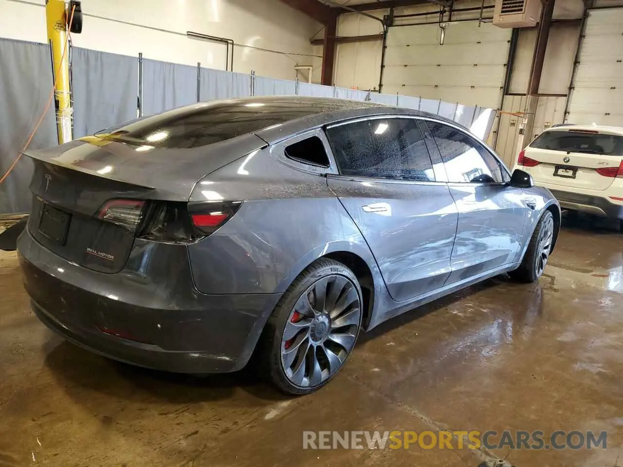 3 Фотография поврежденного автомобиля 5YJ3E1EC6NF107912 TESLA MODEL 3 2022
