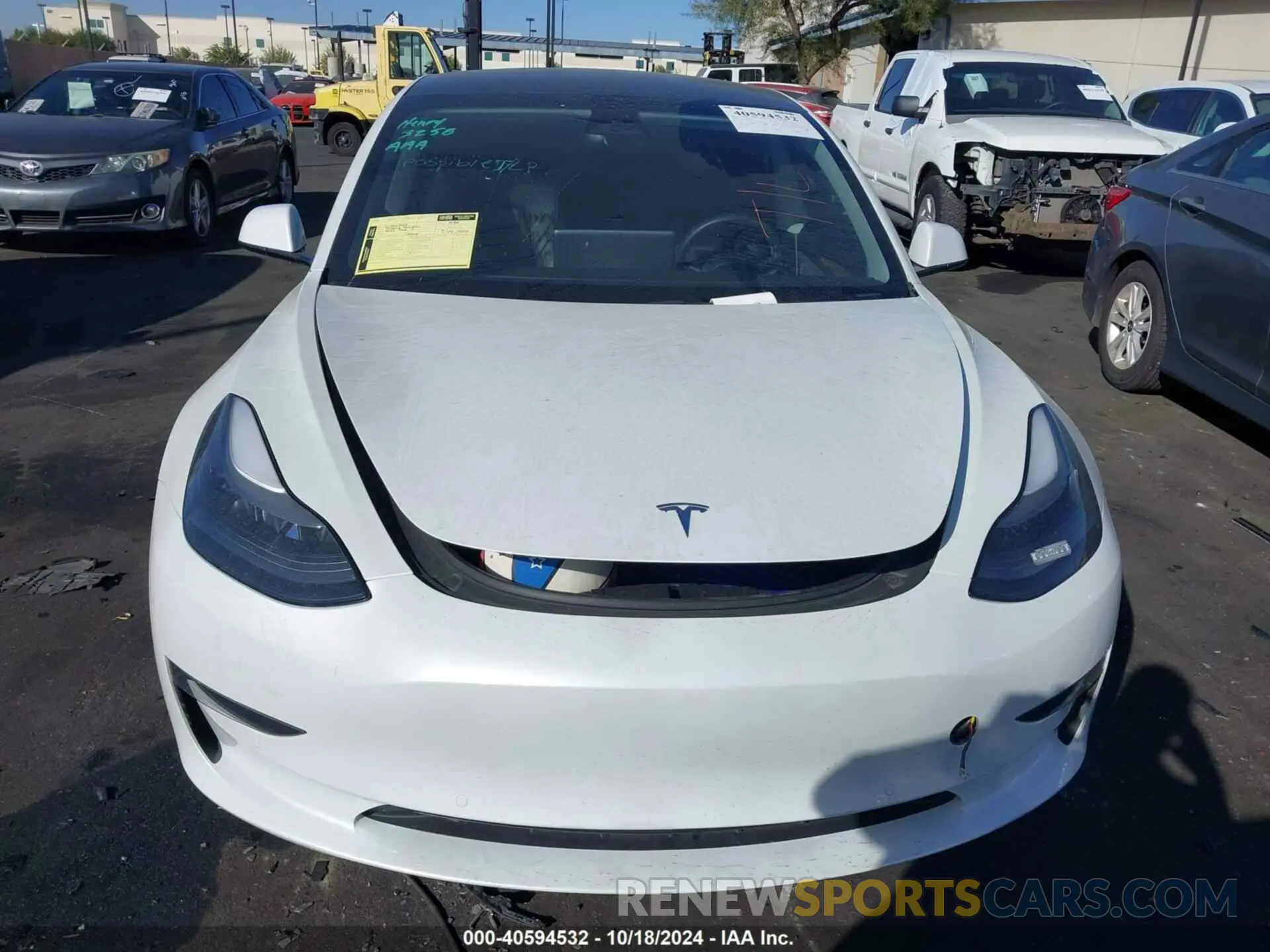 11 Фотография поврежденного автомобиля 5YJ3E1EC6NF204141 TESLA MODEL 3 2022
