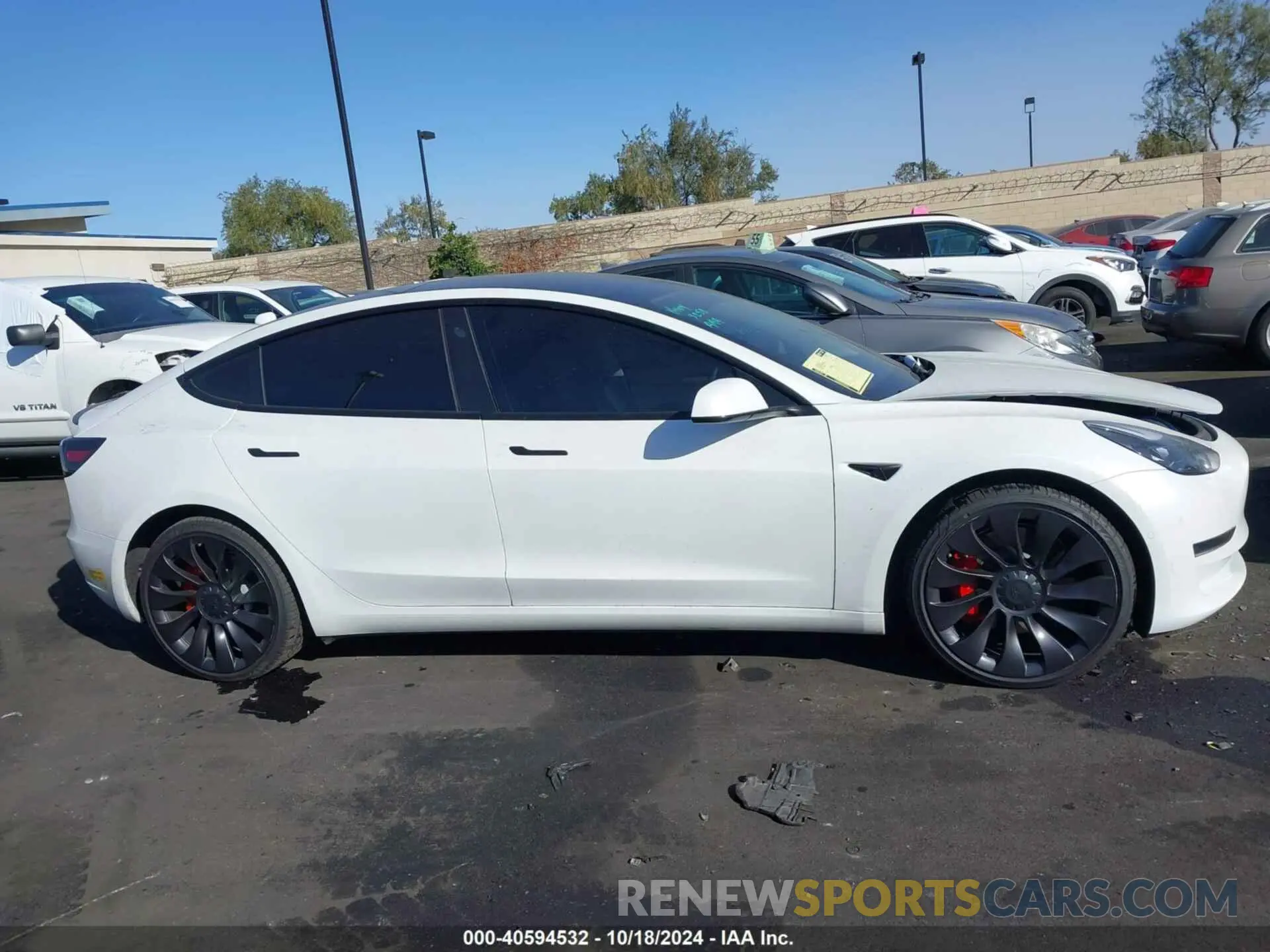 12 Фотография поврежденного автомобиля 5YJ3E1EC6NF204141 TESLA MODEL 3 2022