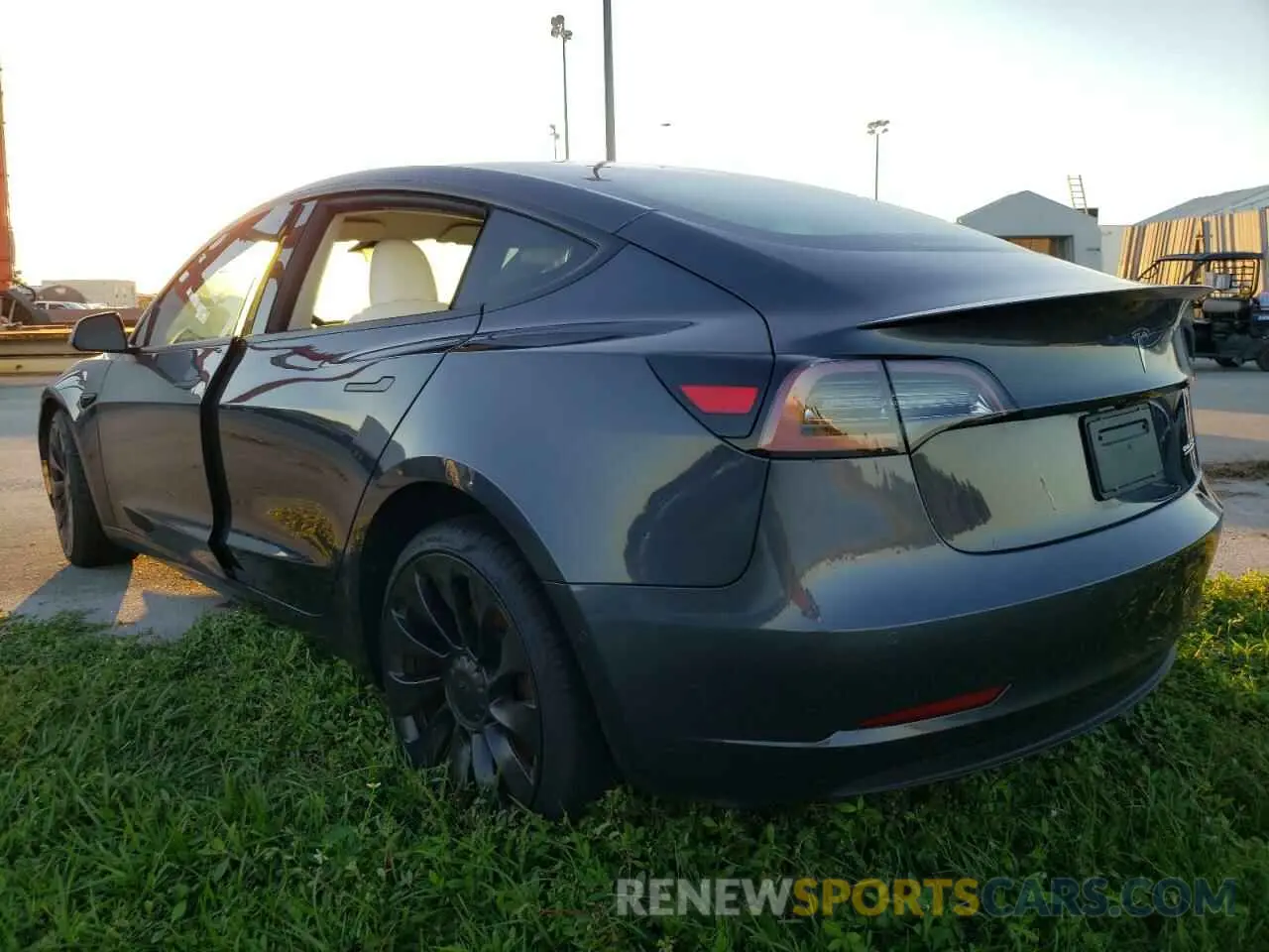 3 Photograph of a damaged car 5YJ3E1EC6NF227421 TESLA MODEL 3 2022
