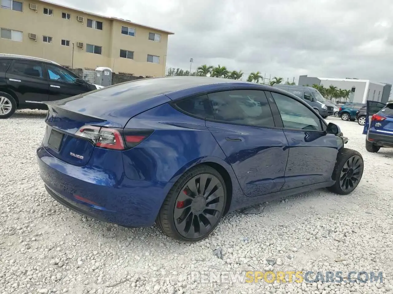 3 Photograph of a damaged car 5YJ3E1EC6NF254487 TESLA MODEL 3 2022